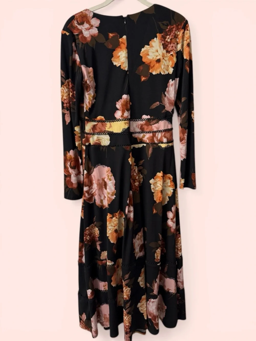 Taylor Dark Floral Jersey Midi Dress New with Tags Crochet Trim Size 2 Romantic - Picture 3 of 11